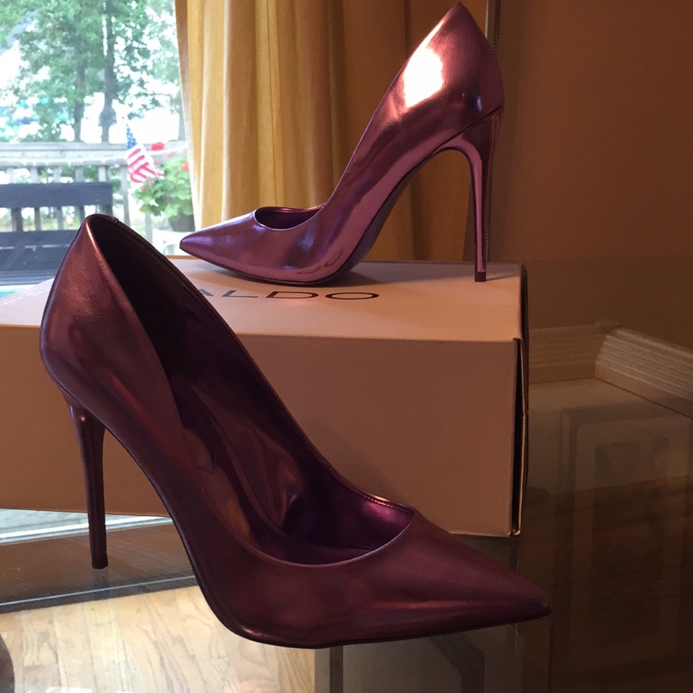 Purple Metallic Pumps